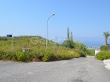 Girne Edremit'te Satılık Konut İmarlı Arsa - Şehir ve Deniz Manzarası!