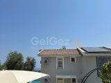 Girne Edremit'te, 6 Yatak Odalı Lüks Villa – Yüzme Havuzlu ve Doğa Manzaralı