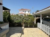 Girne Esentepe'de 4 Yatak Odalı, Ful Eşyalı Deniz Manzaralı Villa - Kaçırmayın!