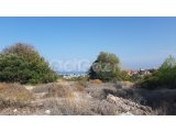 Girne Karşıyaka'da Muazzam Doğa Manzaralı Tarla Satışı!