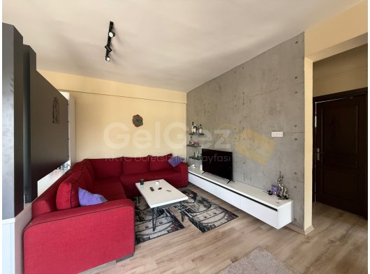 KAYMAKLI'DA 2+1 EŞYALI KİRALIK DAİRE