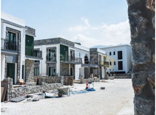 Girne Çatalköy'de Bahçeli 3+1 Daire! Eşyasız, Kaçırılmayacak Fırsat!