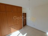 Girne Merkez'de Eşyasız, Bahçeli ve Ortak Havuzlu 3+1 Daire Satılık!