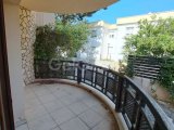 Girne Merkez'de Eşyasız, Bahçeli ve Ortak Havuzlu 3+1 Daire Satılık!