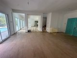 Girne Ozanköy’de satılık 4+1 villa % 50 peşinat 84 ay faizsiz vade imkanı elden ödemeli
