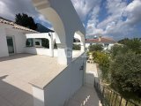 Girne Ozanköy’de satılık 4+1 villa % 50 peşinat 84 ay faizsiz vade imkanı elden ödemeli