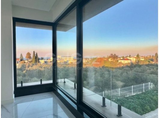 Girne Bellapais’te Muhteşem 4+1 Eşyalı Villa Satılık!