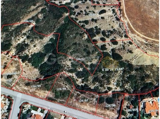 Girne Arapköy'de Dağ ve Doğa Manzaralı Konut İmarlı Arsa