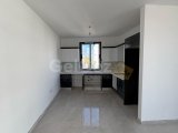 Girne Merkez'de Eşyasız 3+1 Daire - 195.000 GBP