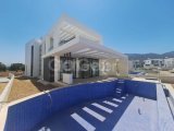 Girne Çatalköy'de satılık 3+2 villa % 50 peşinat 84 ay faizsiz vade imkanı elden ödemeli