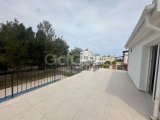 Girne Karşıyaka'da satılık 3+1 villa % 50 peşinat 48 ay faizsiz vade imkanı elden ödemeli