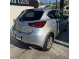 MAZDA 2 2015