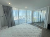 Girne Merkez'de Şehir Manzaralı Modern Daire