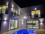 Esentepe’de satılık 3 + 1 lüks villa