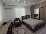 Girne Merkez'de Yarı Eşyali, Geniş 3+1 Daire - Kaçırmayın!