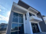 Girne Alsancak'ta Deniz Manzaralı Lüks Villa!