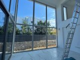 Girne Alsancak'ta Deniz Manzaralı Lüks Villa!