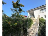 Girne Alsancak'ta Eşyalı, Dağ Manzaralı 1+1 Daire Satılık