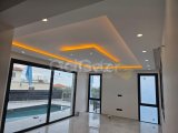 Esentepe’de satılık 3 + 1 lüks villa