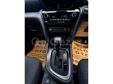 TOYOTA YARIS CROSS 2025