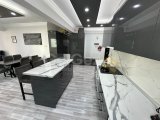 GİRNE MERKEZDE TÜRK KOÇANLI SATILIK LÜKS 3+1 DAİRE