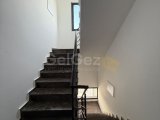 LEFKOŞA GÖNYELİ’de GENİŞ BALKON VE BARBEKÜLÜ FIRSAT PENTHOUSE