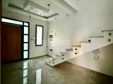 LEFKOŞA YENİKENT’TE 4+1 TÜRK TAPU MÜSTAKİL VİLLA