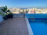 GAZİMAĞUSA GÜLSEREN BÖLGESİNDE HAVUZLU PENTHOUSE
