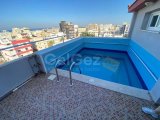 GAZİMAĞUSA GÜLSEREN BÖLGESİNDE HAVUZLU PENTHOUSE