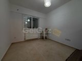 LEFKOŞA GÖNYELİ’de 3+1 MERKEZİ ISITMALI 130m2 DAİRE
