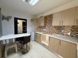 LEFKOŞA GÖNYELİ’de 3+1 MERKEZİ ISITMALI 130m2 DAİRE