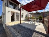 GİRNE ESENTEPE’de 2+1 KİRALIK DAĞ DENİZ MANZARALI ZEMİNKAT DAİRE