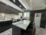 GİRNE MERKEZDE TÜRK KOÇAN’lı 3+1 185m2 ENSUITE DAİRE