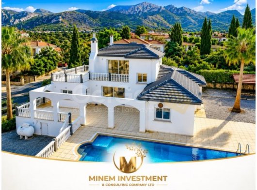 GİRNE ÇATALKÖY’de 4+1 EŞSİZ DENİZ VE DAĞ MANZARALI SATILIK VİLLA