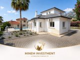 GİRNE ÇATALKÖY’de 4+1 EŞSİZ DENİZ VE DAĞ MANZARALI SATILIK VİLLA