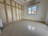 GİRNE ÇATALKÖY’de 4+1 EŞSİZ DENİZ VE DAĞ MANZARALI SATILIK VİLLA