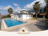 GİRNE ÇATALKÖY’de 4+1 EŞSİZ DENİZ VE DAĞ MANZARALI SATILIK VİLLA