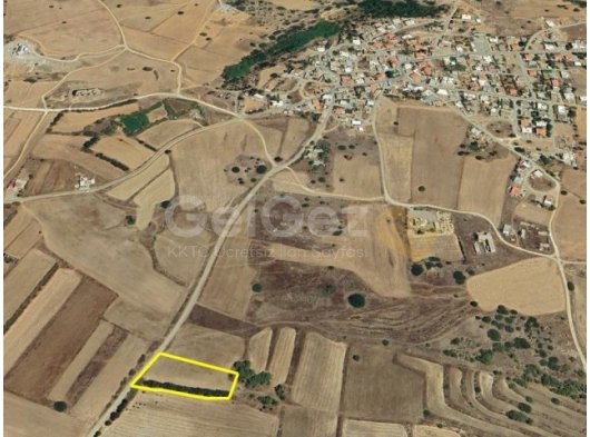 GİRNE AKDENİZ KÖYÜNDE TÜRK KOÇANLI 4288,70m2 SATILIK TARLA