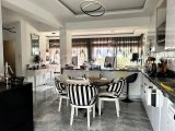 KESİNTİSİZ MANZARALI VILLA