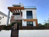 KESİNTİSİZ MANZARALI VILLA