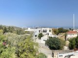 Girne Bellapais’te satılık 5 + 1 villa