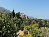 Girne Bellapais’te satılık 5 + 1 villa