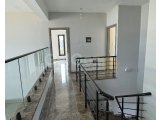 Girne Çatalköy’de satılık 4 + 1 villa