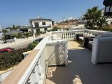 Girne Çatalköy’de satılık 3 + 1 lüks villa ⚪