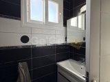 GİRNE KARŞIYAKA’da7+2 DENİZE SIFIR MUHTEŞEM KONUMLU VİLLA