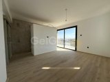 LEFKOŞA AŞIKLAR TEPESİNDE 4+1 TRIPLEX TAM MÜSTAKİL VİLLA