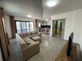 Lefkoşa Küçük Kaymaklı’da Duraklara Yürüme Mesafesinde Kiralık 2+1 Eşyalı En-Suite Daire