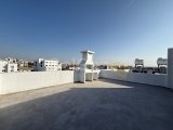 LEFKOŞA GÖNYELİ’de GENİŞ BALKON VE BARBEKÜLÜ FIRSAT PENTHOUSE