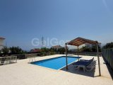 Girne Alagadide günlük kiralık 4+1 villa