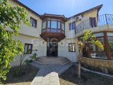 Girne Alsancak’ta 3+1 günlük kiralık özel havuzlu villa